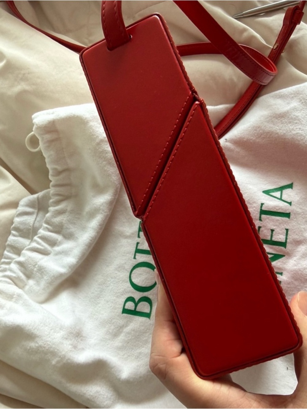 Bottega Veneta Red Daisy Box Shoulder Bag with Gold Hardware - Picture 9 of 9
